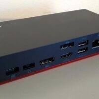 Lenovo Thinkpad Universal USB-C Dock 40AY (käytetty)