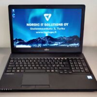 Fujitsu Lifebook A555 i3-5005U 15.6" HD 8GB 256SSD Ubuntu