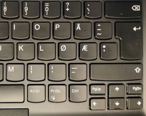 Lenovo ThinkPad T14s Ryzen 7 Pro 4750U 14″ FullHD 16GB 512SSD - Image 2