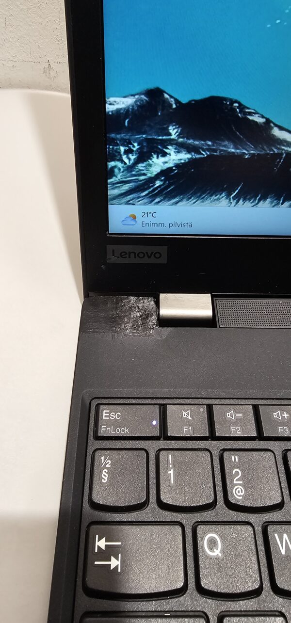 Lenovo ThinkPad T15 G2i i5-1135G7 15.6″ FullHD 16GB 256SSD MX450 - B+ - Image 3